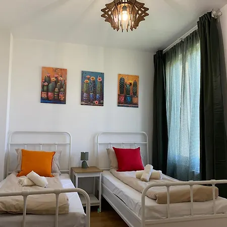 Сasa de vacaciones Cozy House 52 With Pool Access *
