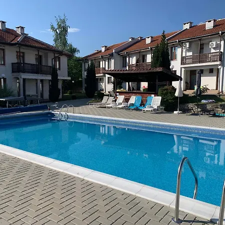 Cozy House 52 With Pool Access Dolna Banya
